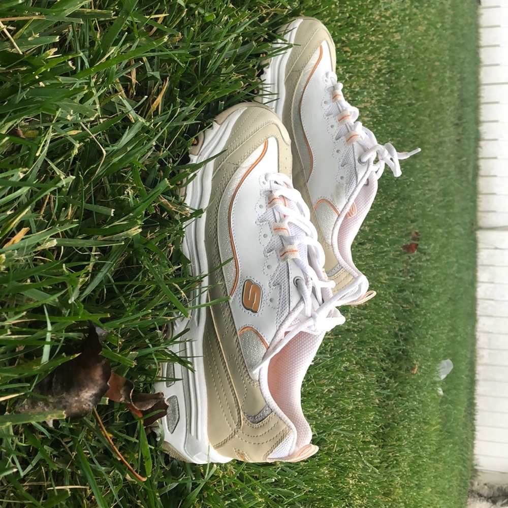 Like New- Sketchers sport sneakers